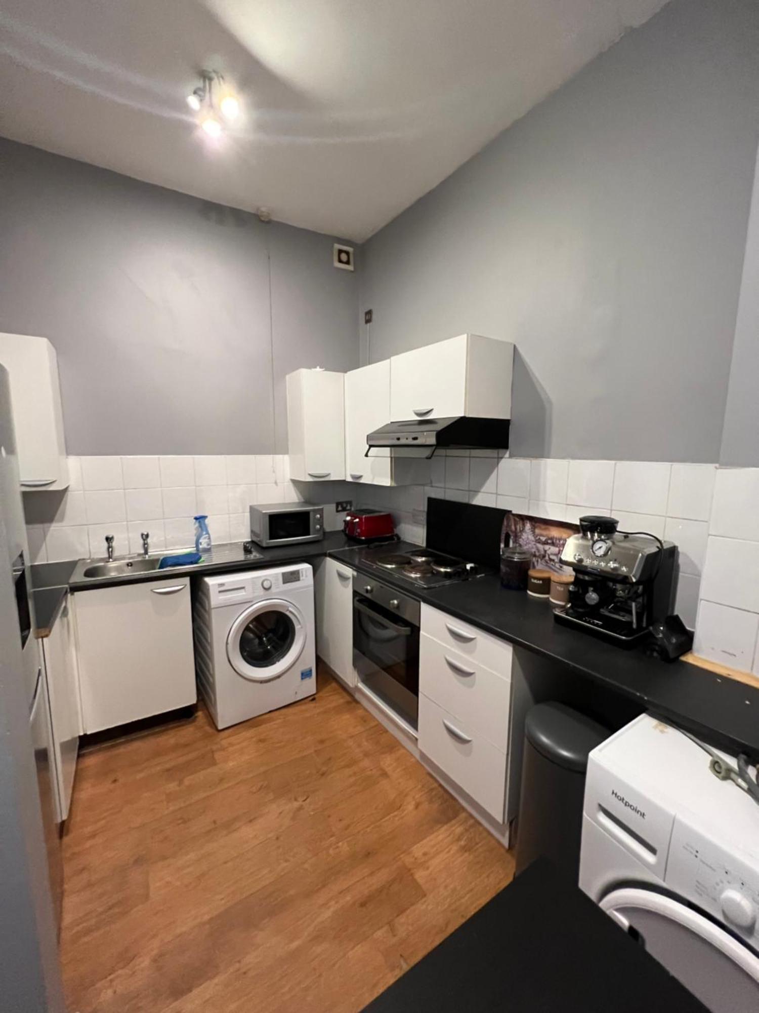 Apartment 3 Bedroom 3 Bed *